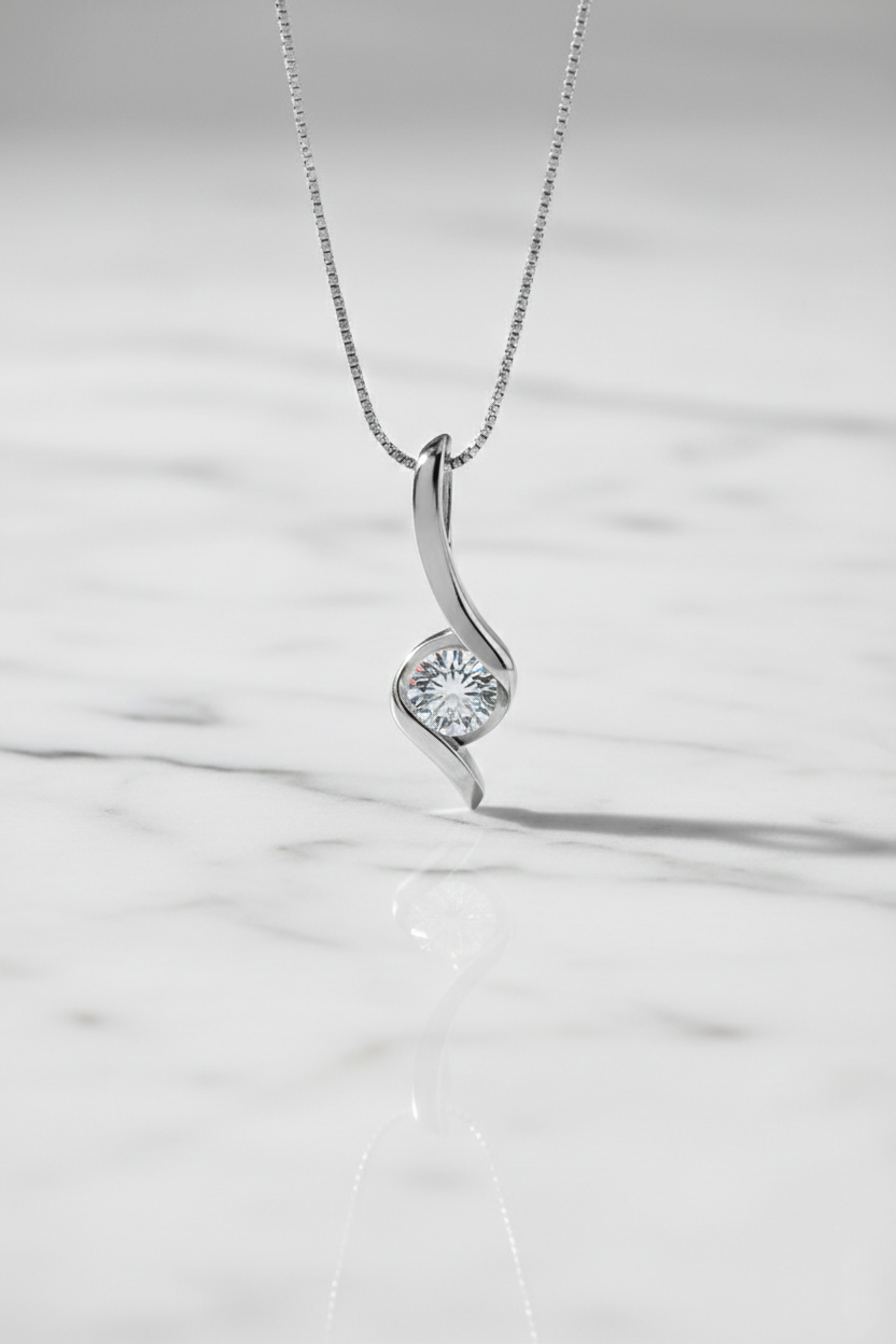 Elvyn Swirl Round Moissanite Pendant 925 Sterling Silver (Pure Chandi)